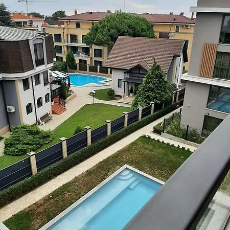Apartment Deluxe 5 *